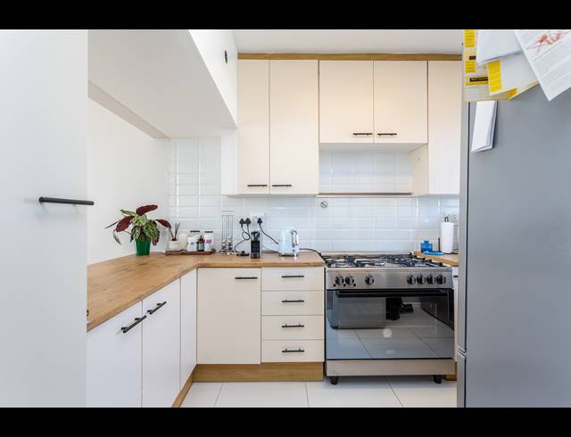 2 BEDROOM APARTMENT FOR SALE IN WYNBERG UPPER
